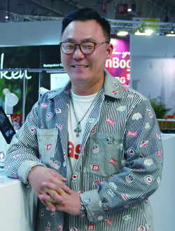 마치아이웨어 이관성 대표